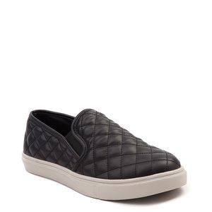 Steve Madden slip on shoes